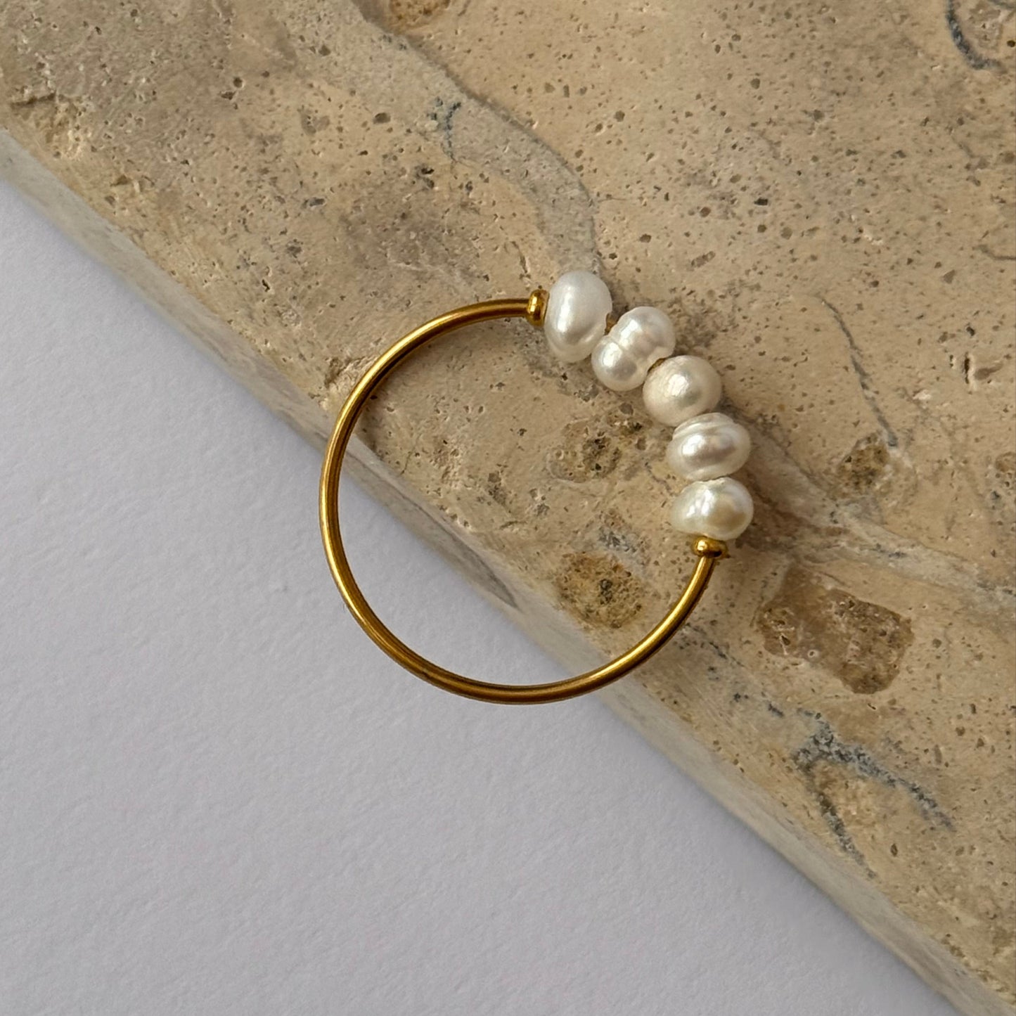 Mini Pearl Ring
